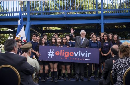 El presidente Piñera presenta: “Plan Elige Vivir sin Drogas”.