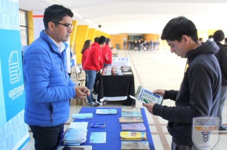 Exitosa Feria Vocacional se desarrolló en Linares