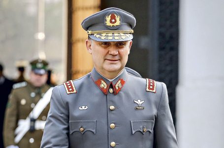 General Martinez dice estar  orgulloso del actuar de ejército en Estado de Excepción