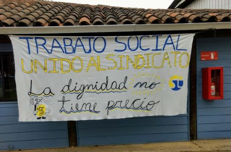 Alumnos de la reconocida Universidad Católica del Maule exigen dignidad para trabajadores de la institución