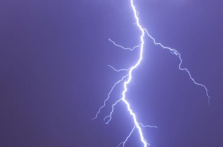 Meteorología advierte de vientos y tormenta eléctrica para hoy