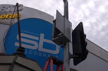 Semáforos dañados dificultan tránsito en Talca y Curicó