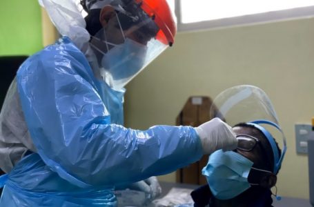 Test PCR de búsqueda activa: funcionarios de postas rurales de Curicó fueron testeados preventivamente