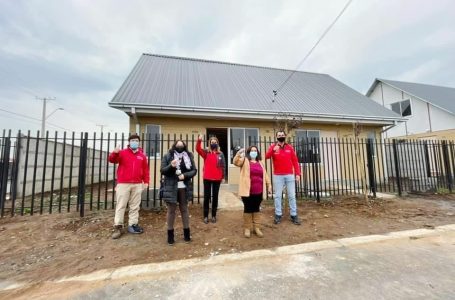 310 familias de Parral recibieron las llaves de sus nuevos hogares