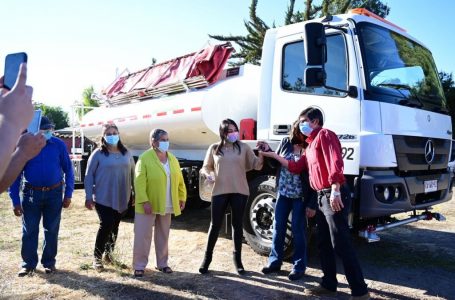 Gobierno Regional entrega camión aljibe para sector Corralones de San Clemente
