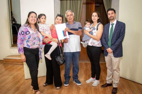 Bienes Nacionales realizó entrega de 79 Títulos de Dominio a familias de la provincia de Linares